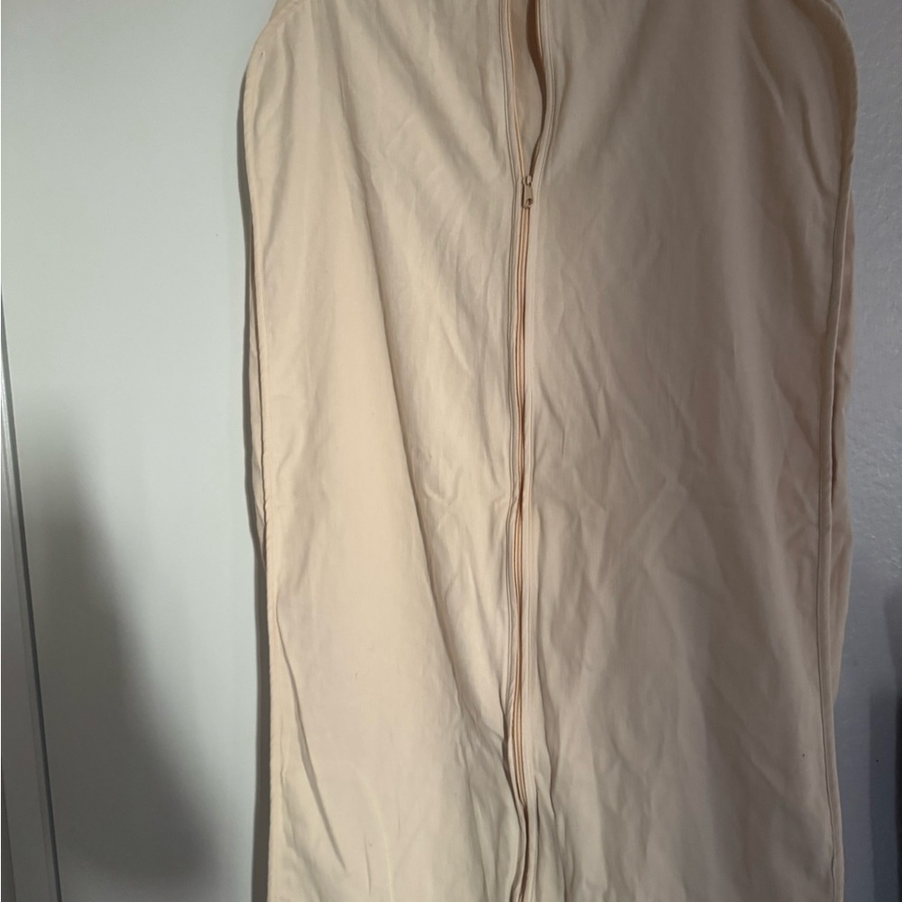 Louis Vuitton Cream Thick Garment Bag🥳🥳❌❌ - Picture 3 of 3